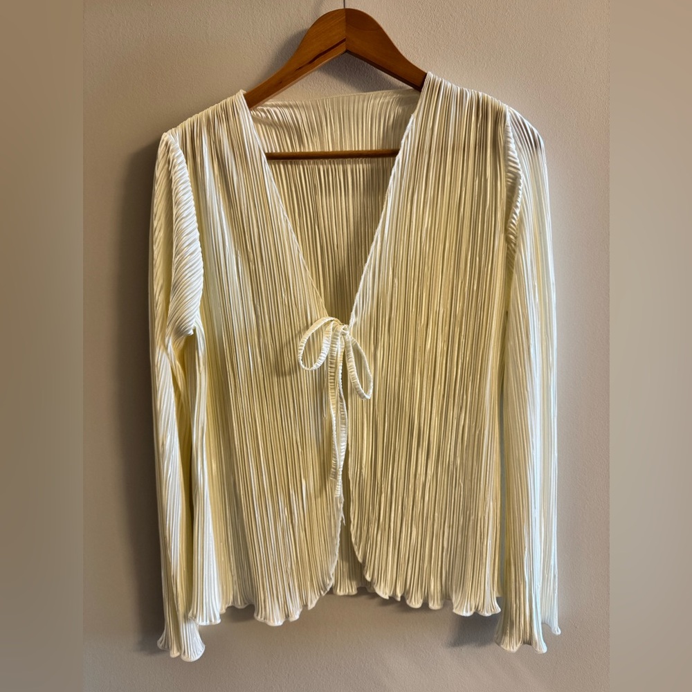 Women’s Tie Front Plisse Shirt